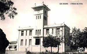 LES ISSERS - HOTEL DE VILLE